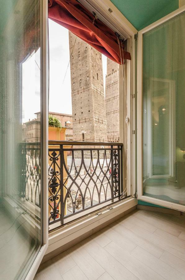 Le Torri Suite, Davanzale Vista Due Torri Bolonha Exterior foto